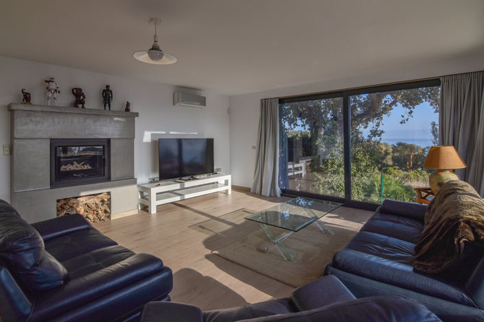 Image No.3-5 Bed House for sale