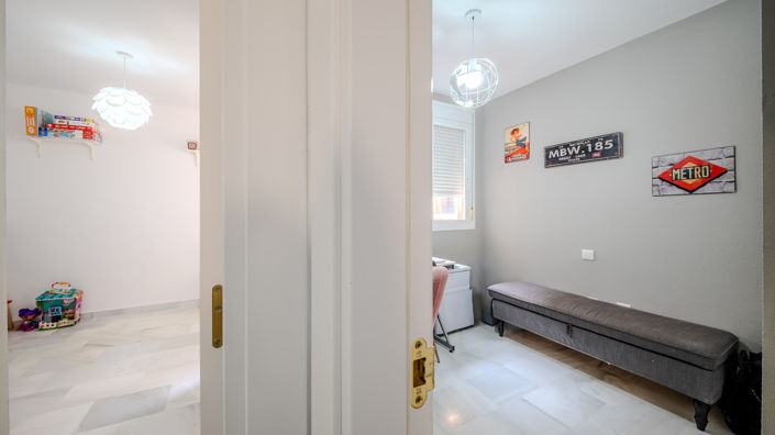 Image No.12-3 Bed Apartment for sale