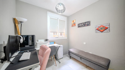 b98le8d7m9k3degpefzhs0lif8u4xzvzhwxtmggyekxx9