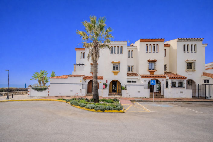 Image No.8-Maison de ville de 5 chambres à vendre à Casares