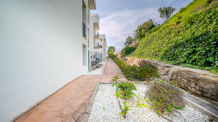 Image No.30-2 Bed Apartment for sale