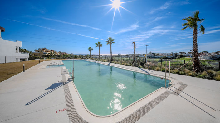 Image No.37-3 Bed Property for sale