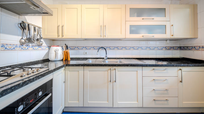 Image No.13-4 Bed Townhouse for sale