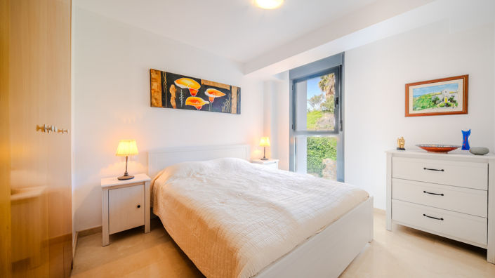 Image No.25-4 Bed Apartment for sale