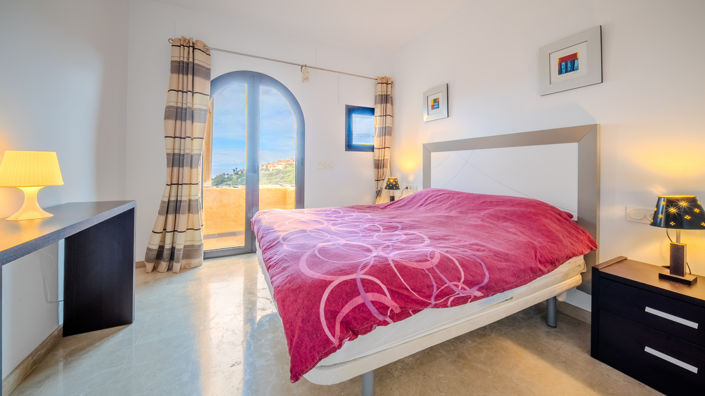 Image No.4-2 Bed Apartment for sale