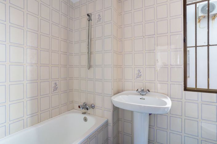 Image No.22-4 Bed Apartment for sale