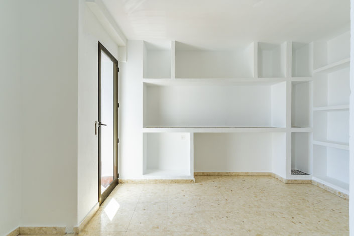 Image No.31-4 Bed Apartment for sale