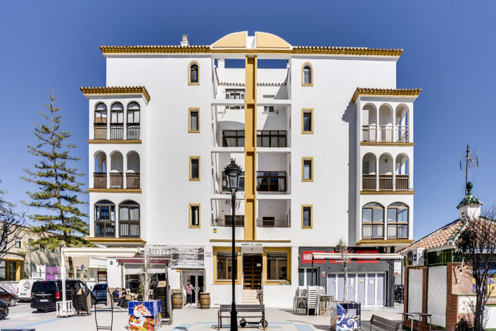 Image No.35-4 Bed Apartment for sale