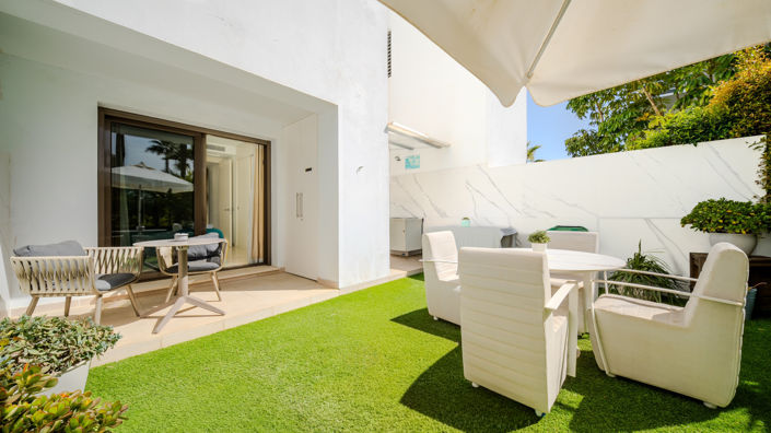 Image No.13-2 Bed Property for sale