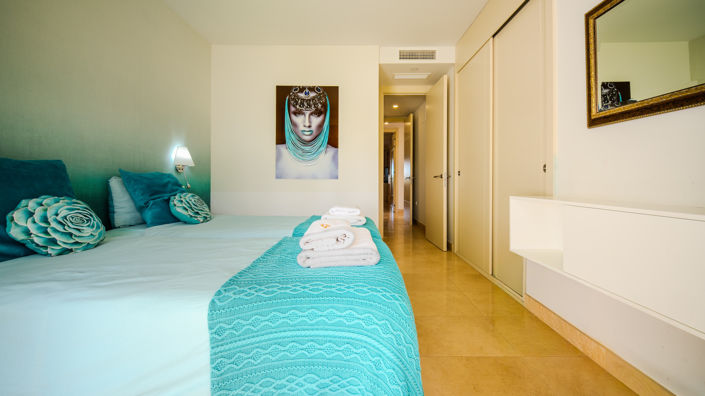 Image No.21-2 Bed Property for sale