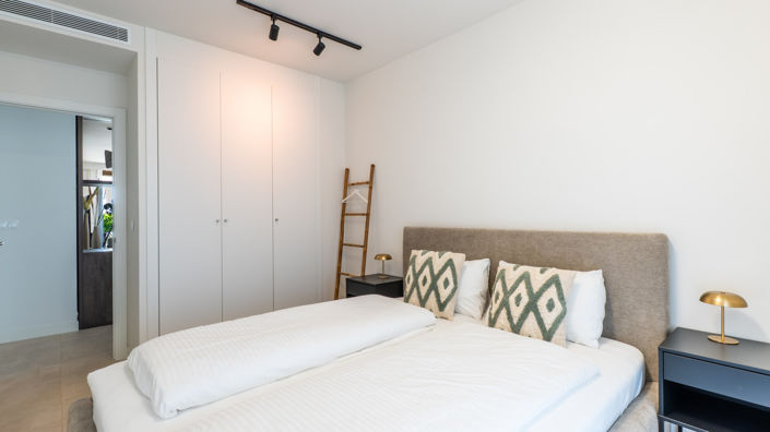 Image No.21-3 Bed Property for sale