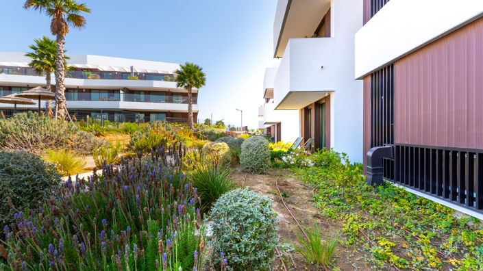 Image No.29-3 Bed Property for sale