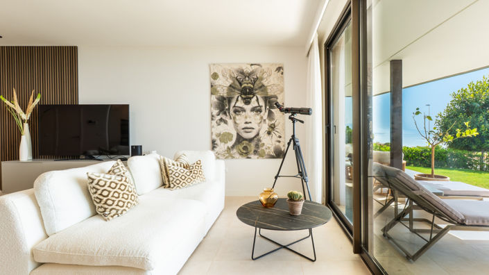 Image No.4-3 Bed Property for sale