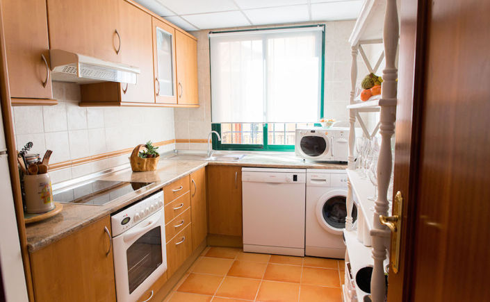 Image No.9-3 Bed Property for sale