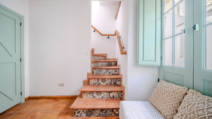 Image No.18-4 Bed Townhouse for sale