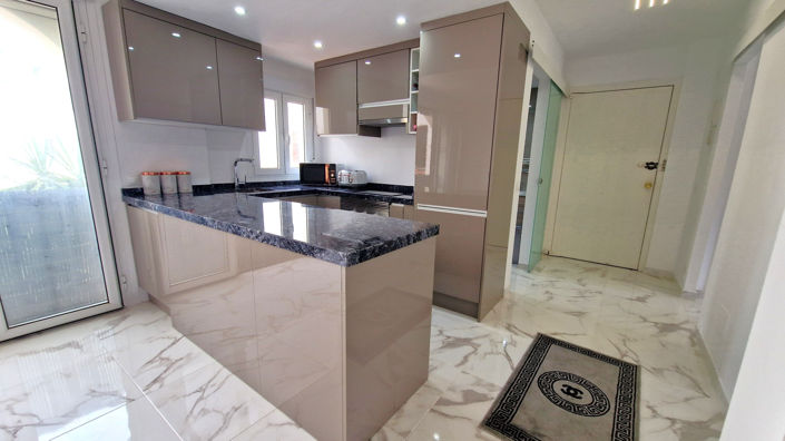 Image No.11-1 Bed Apartment for sale