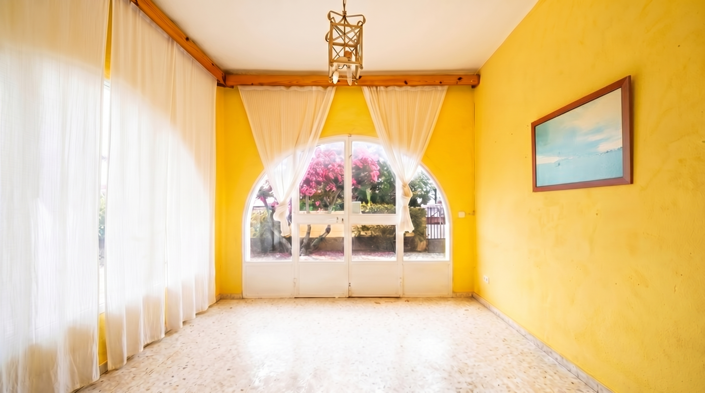 Image No.18-3 Bed House for sale