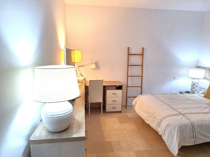 Image No.16-2 Bed Apartment for sale