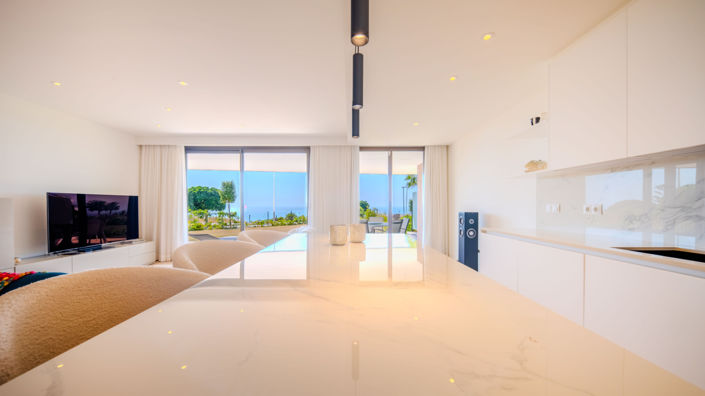 Image No.18-3 Bed Property for sale