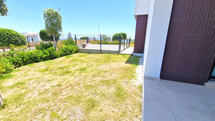 Image No.22-3 Bed Property for sale