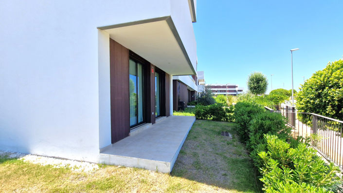 Image No.23-3 Bed Property for sale