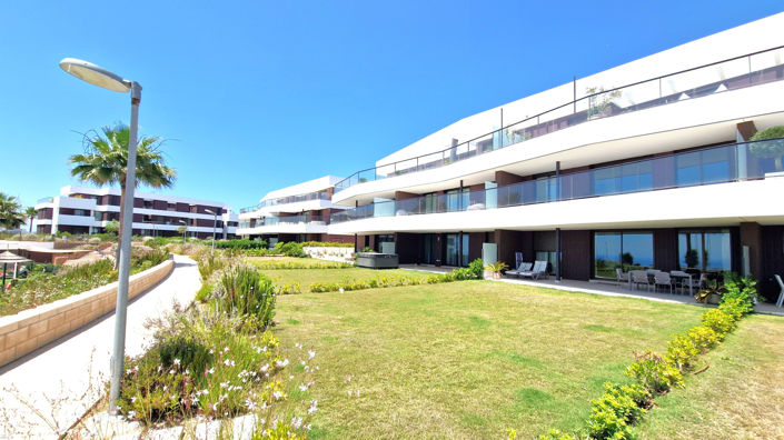 Image No.29-3 Bed Property for sale