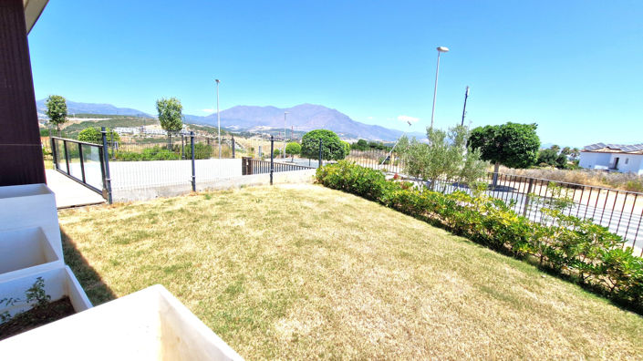 Image No.32-3 Bed Property for sale