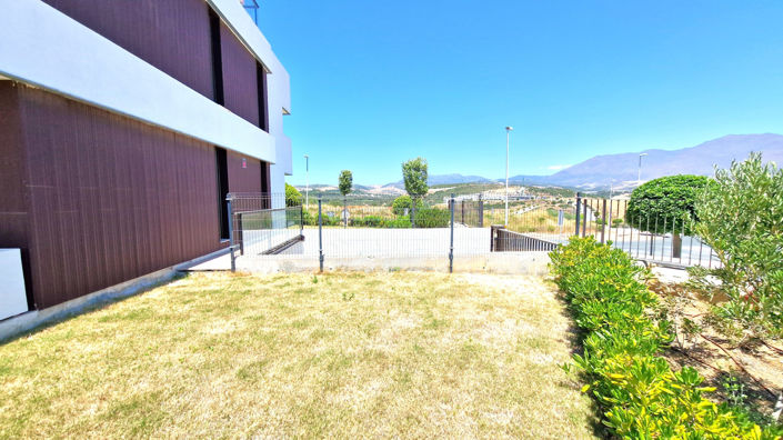 Image No.33-3 Bed Property for sale