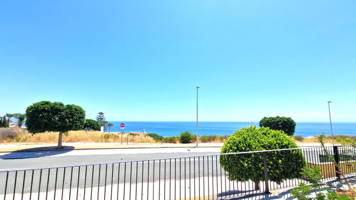 Image No.36-3 Bed Property for sale
