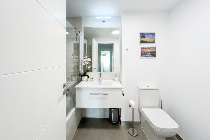 Image No.12-2 Bed Apartment for sale