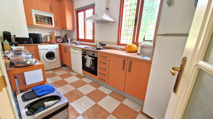 Image No.13-3 Bed Townhouse for sale