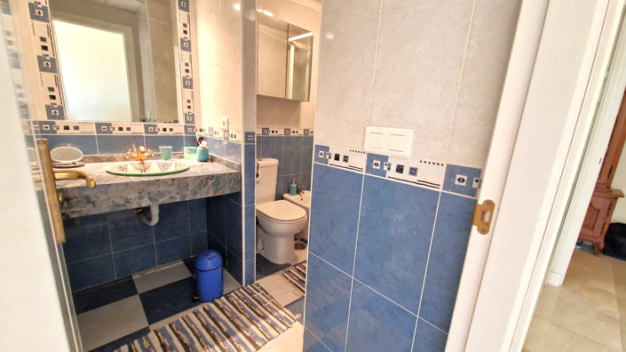 Image No.24-3 Bed Townhouse for sale