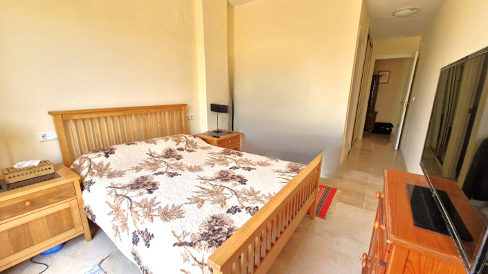 Image No.26-3 Bed Townhouse for sale