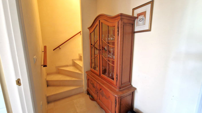 Image No.31-3 Bed Townhouse for sale
