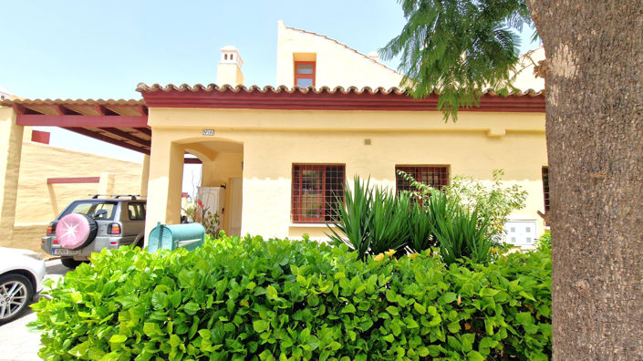 Image No.42-3 Bed Townhouse for sale