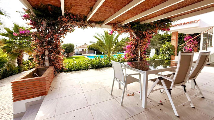 Image No.12-3 Bed House for sale