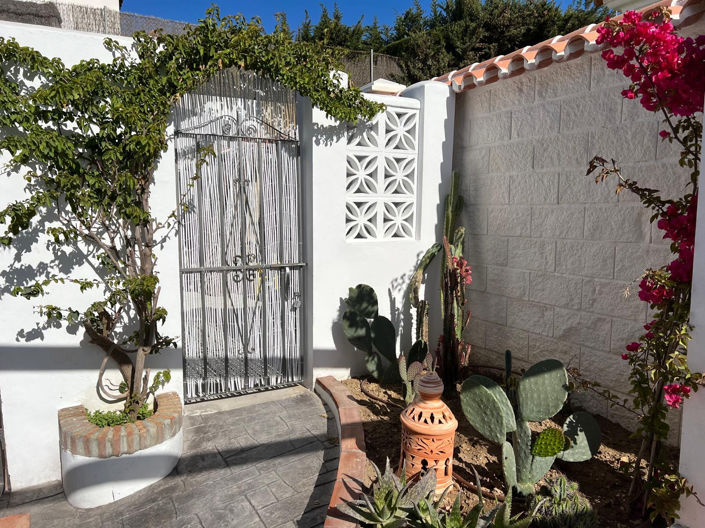 Image No.47-3 Bed House for sale