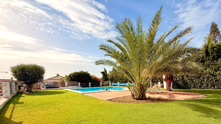 Image No.7-3 Bed House for sale