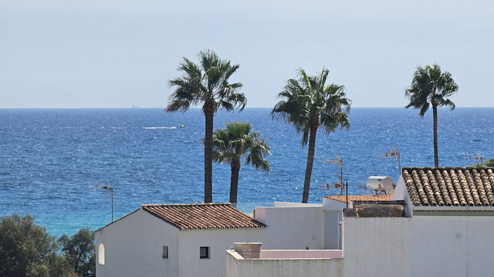 Image No.38-2 Bed Property for sale