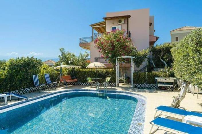 Image No.1-5 Bed Villa / Detached for sale