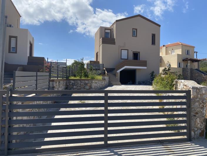 Image No.35-3 Bed Villa / Detached for sale