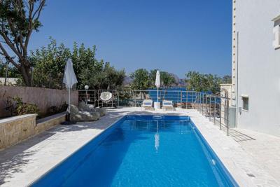 1 - Almyrida, House/Villa