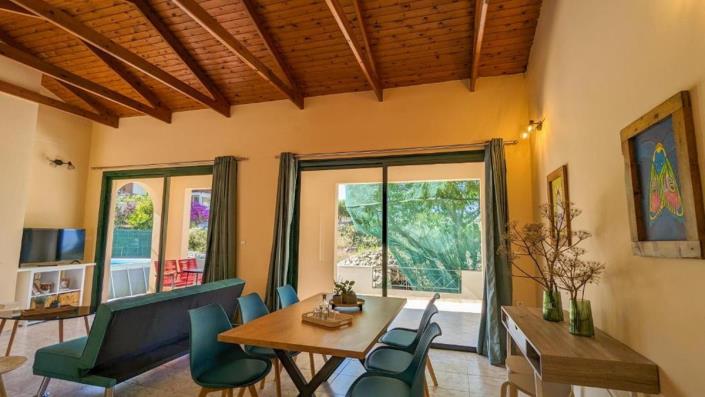 Image No.6-3 Bed House for sale