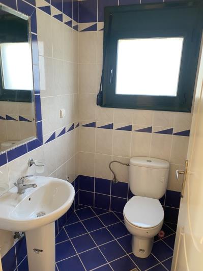 Image No.18-3 Bed House for sale