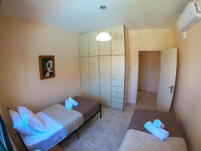 Image No.28-3 Bed House for sale