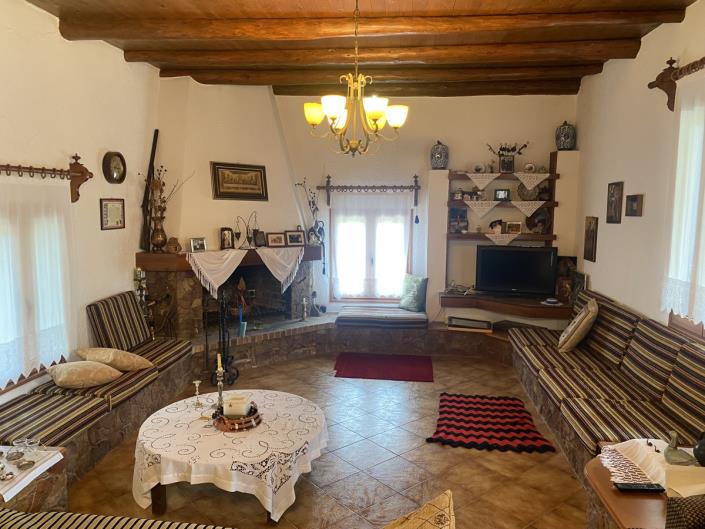 Image No.10-3 Bed Village House for sale