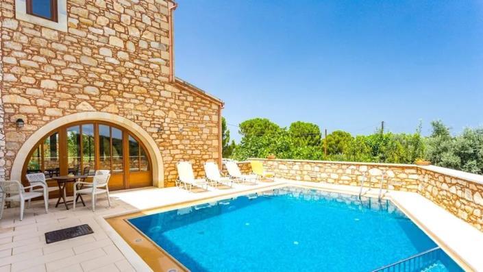 Image No.1-4 Bed House/Villa for sale