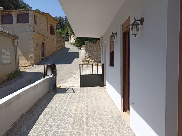 Image No.2-Maison de 2 chambres à vendre à Rethymnon