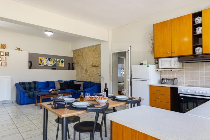 Image No.5-2 Bed House for sale