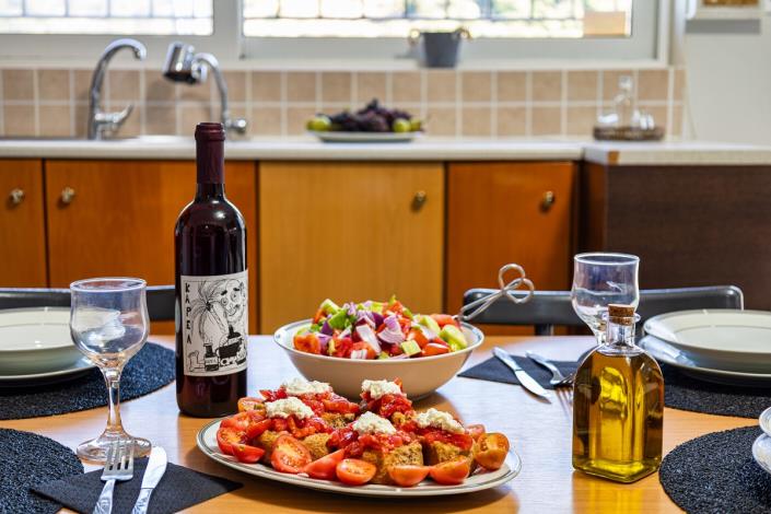 Image No.9-2 Bed House for sale